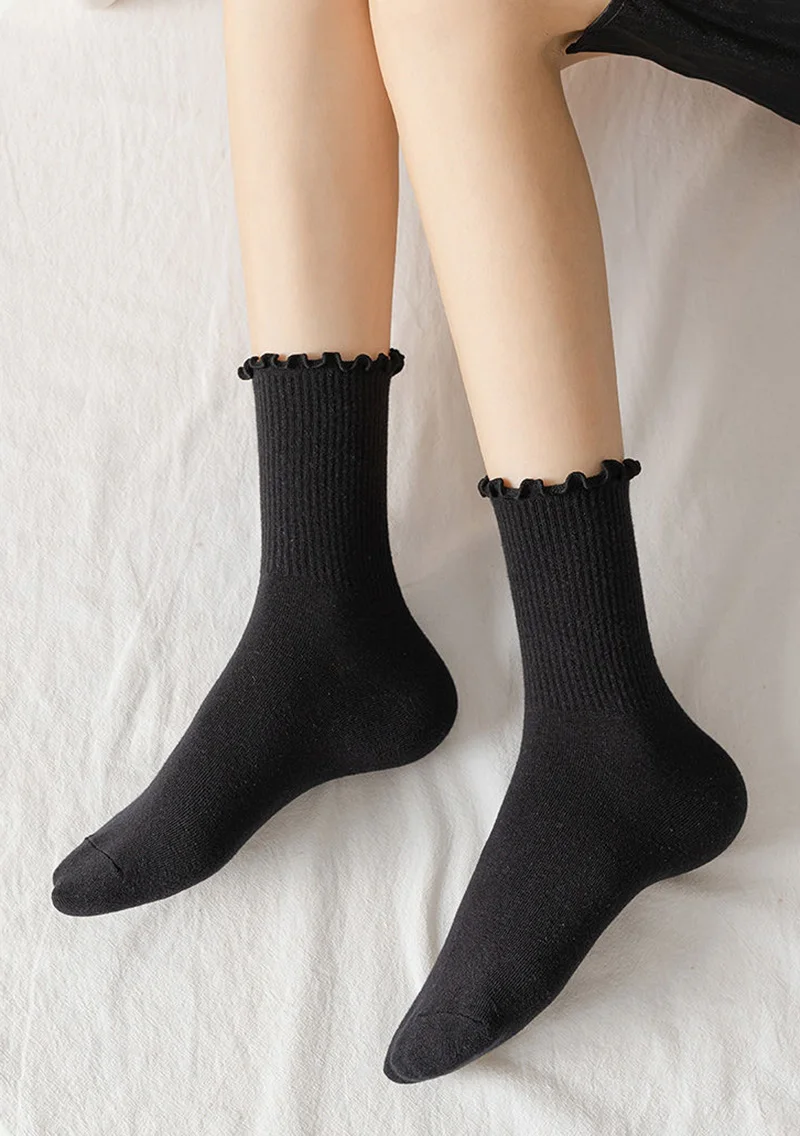5 Pairs Women Ruffle Socks Black White - Uniqwear