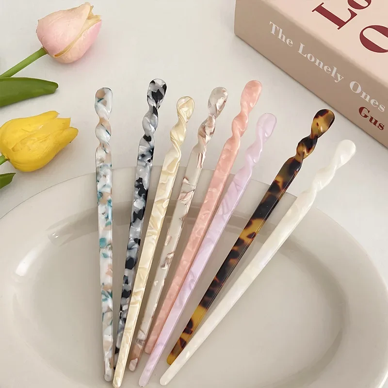 Chinese Style Hair Sticks Vintage Resin Women Hairpins - Uniqwear