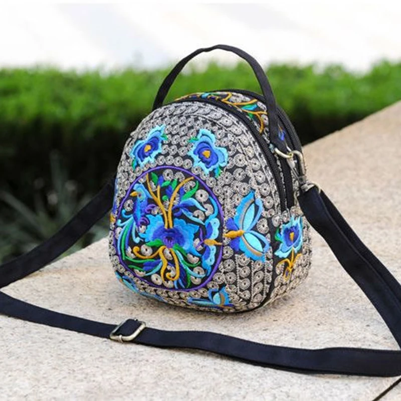 Women's Floral Embroidered Backpack - Uniqwear