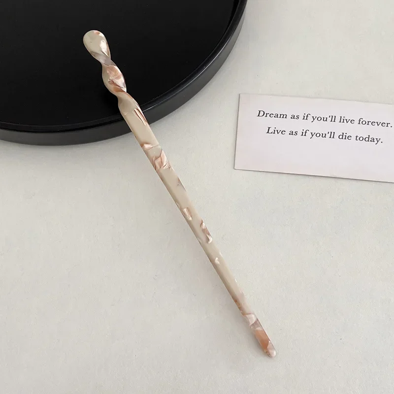 Chinese Style Hair Sticks Vintage Resin Women Hairpins - Uniqwear