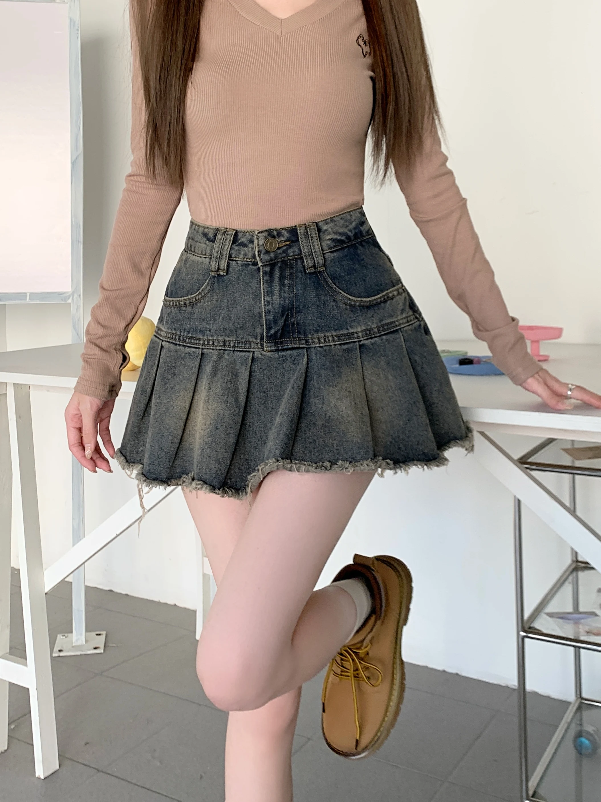 Women's Cute Denim Skirt High Waist Pleated Skirt - Uniqwear