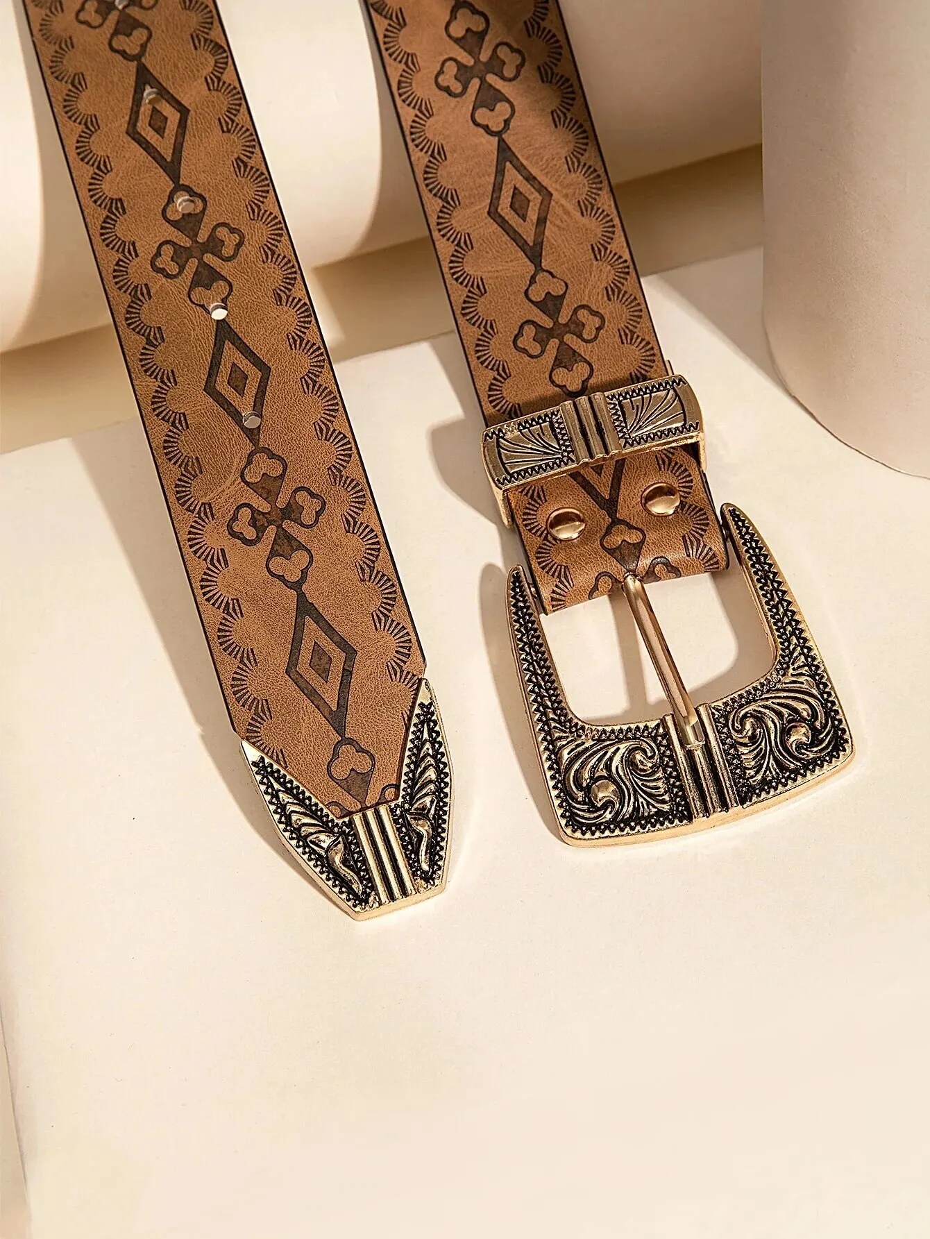 Vintage Carved Buckle PU Wide Boho Brown Western Belts - Uniqwear