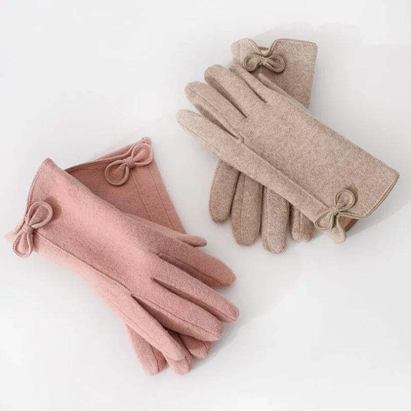 Women's Winter Cashmere Touch Screen Warm Gloves - Uniqwear
