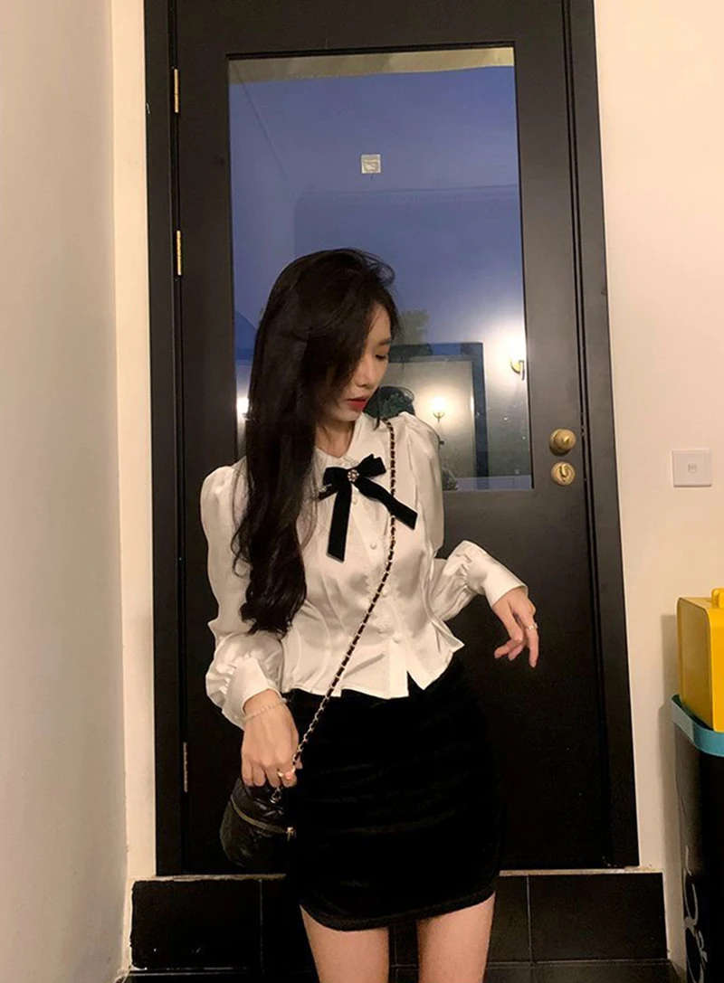 White Bow Shirts Women Lolita Elegant Peter Pan Collar - Uniqwear