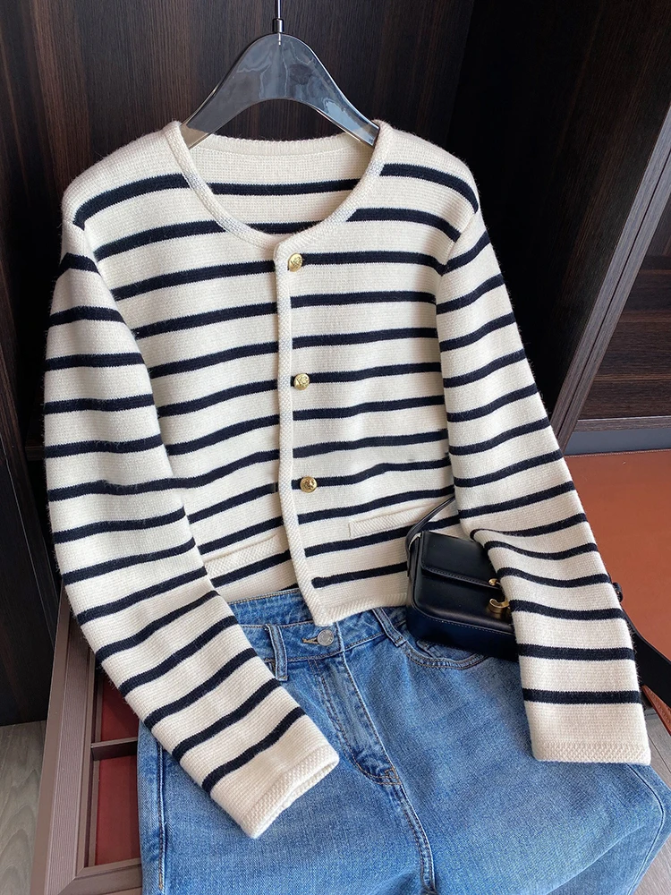 Women Sweaters O-neck Stripe Knitted Cardigan - Uniqwear