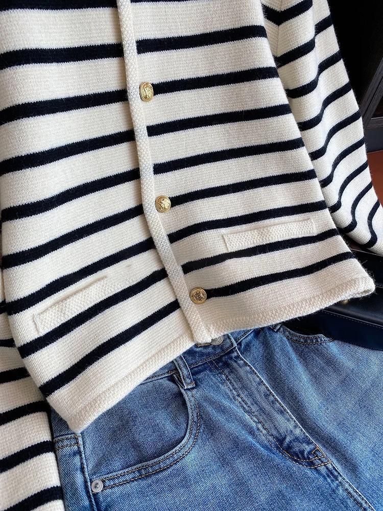 Women Sweaters O-neck Stripe Knitted Cardigan - Uniqwear