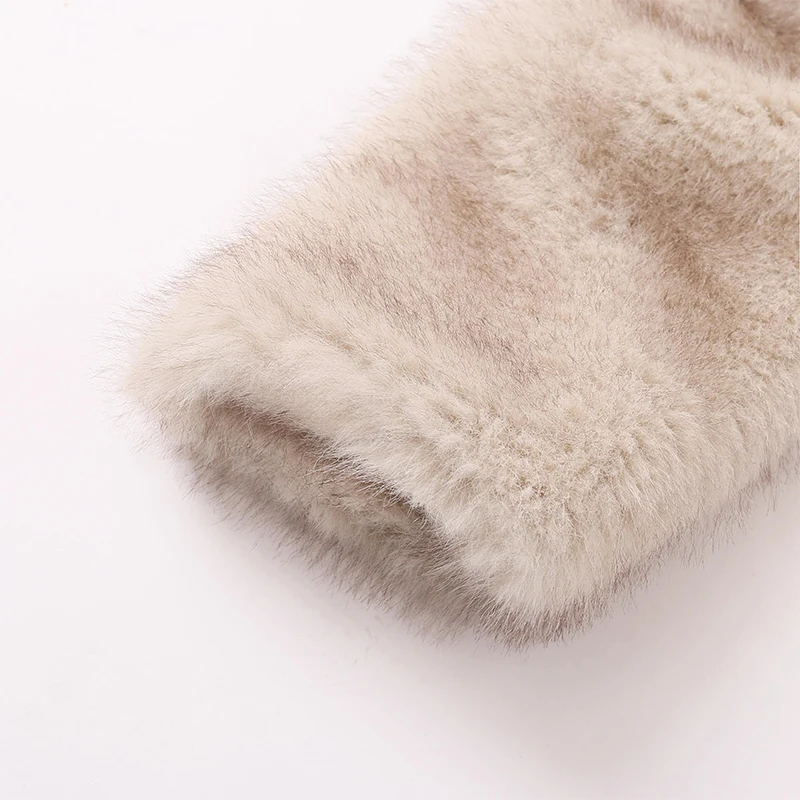 Iconic Street Fashion Week Cropped Faux Fur Coat - Uniqwear