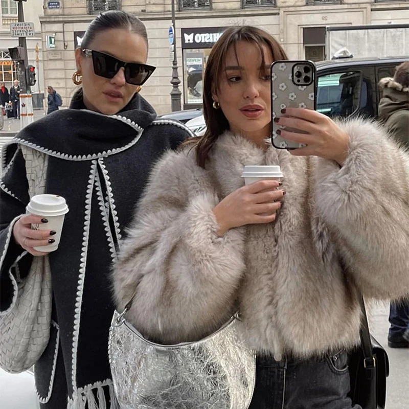 Iconic Street Fashion Week Cropped Faux Fur Coat - Uniqwear