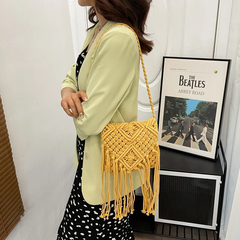 New Straw Bag Bohemian Tassel Beach Bag - Uniqwear