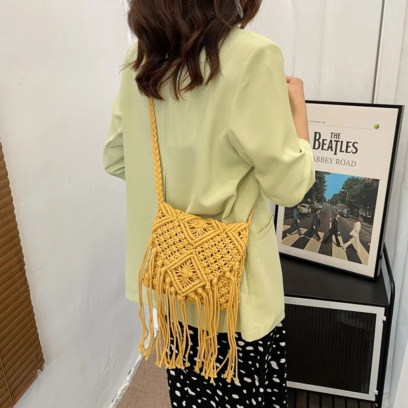 New Straw Bag Bohemian Tassel Beach Bag - Uniqwear
