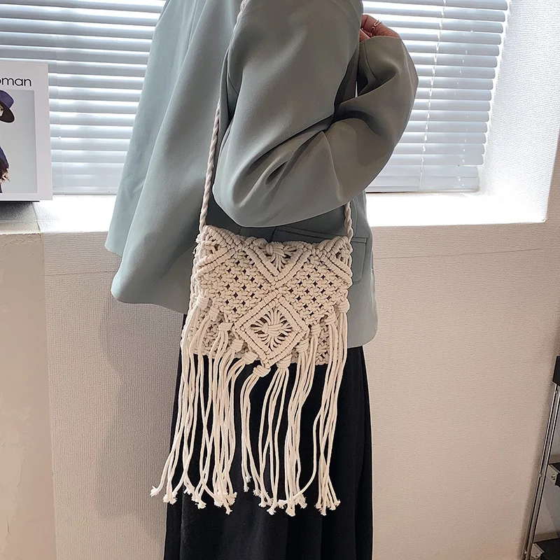 New Straw Bag Bohemian Tassel Beach Bag - Uniqwear
